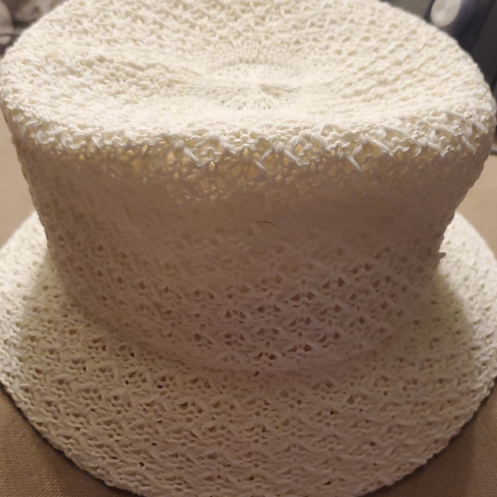 White Crochet Bucket Hat